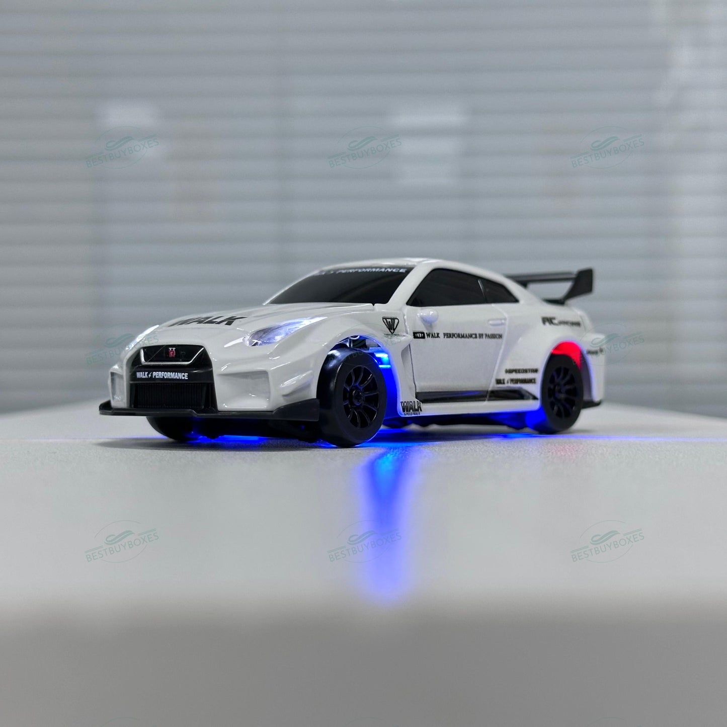 HStar D43-02Q 1/43 4WD Alloy RC Drift Car – GTR Edition with LED Lights & Gyro Stabilization