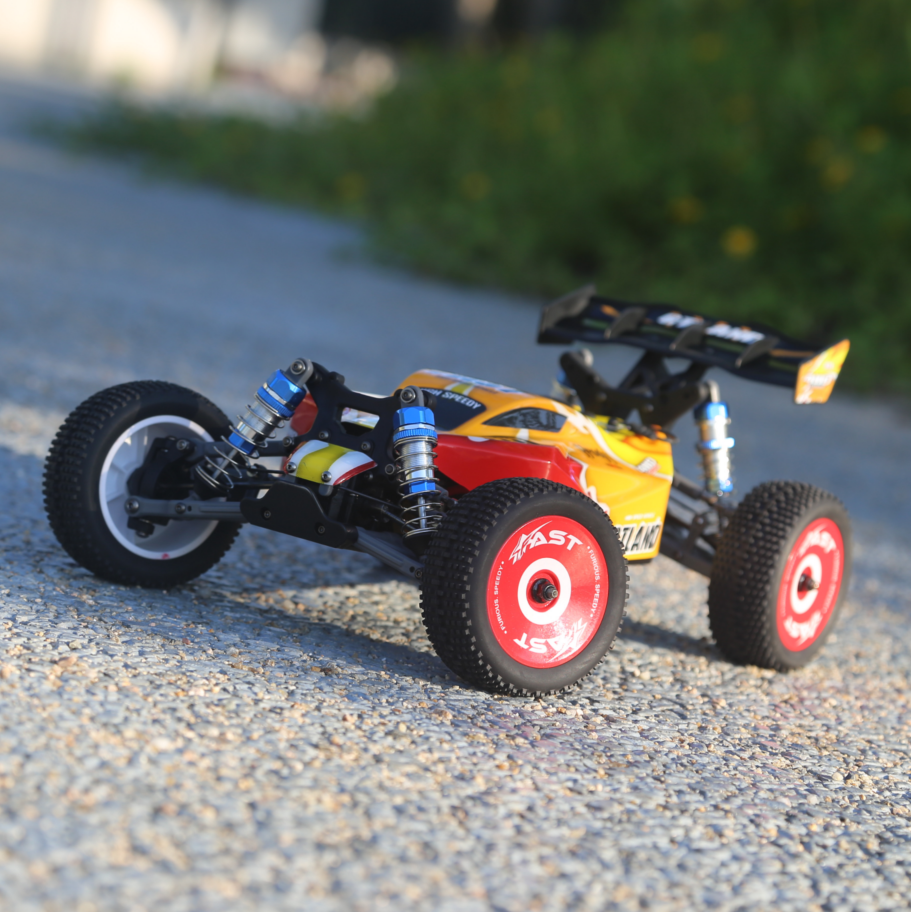 GTFans M610 4WD RC buggy chassis details