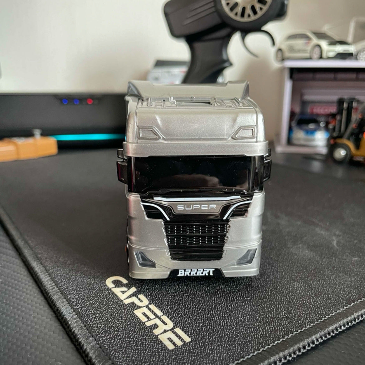 BRRRRT S917 1/43 Scale Mini RC Semi Truck – Dual-Speed, Gyro Drift, 2.4GHz Remote, LED Lights, Extra Tires – White/Silver